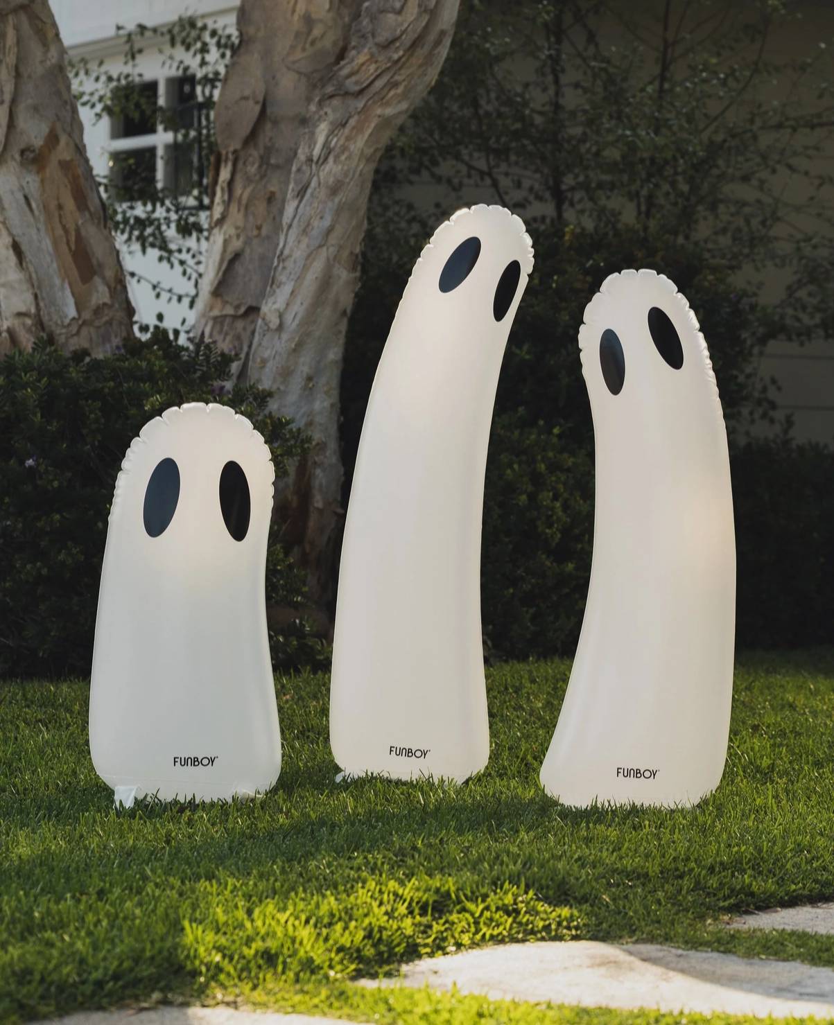 halloween ghosts